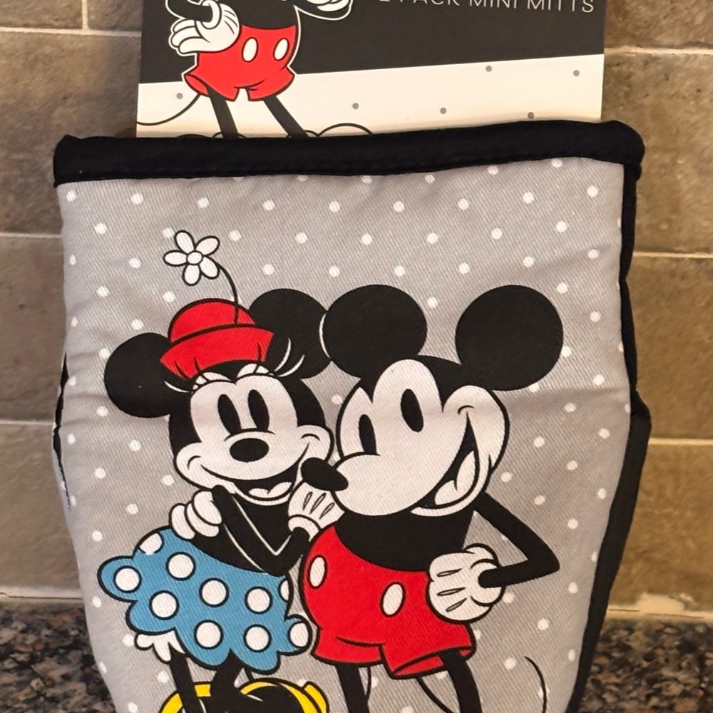 🆕 Mickey Mouse and Minnie Mouse kitchen set-NWT - Picture 10 of 11